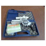 Colt Anaconda 44 Magnum Stainless Steel Revolver