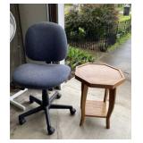 Desk Chair on Wheels with Wood Table
