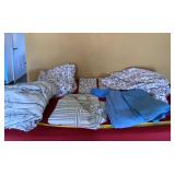 Queen Size Fitted and Fiat Sheets