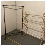 Clothes Drying Rack and Hanging Clothes Rack on