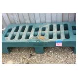 23 X 59 PLASTIC PALLET
