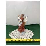 Homco Number 1414 Figurine and Doily