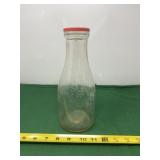 One quart Beccue Dairy Milk Jar