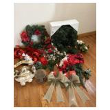 Christmas Wreaths and Decor