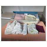 Queen size sheets and top sheets