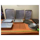 Aluminum and Metal Cake and Muffin Pans. Cookie