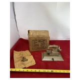 KayanEE Sew Master Sewing Machine in Original Box