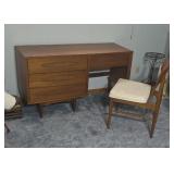 The Real McCoy Co. 4 Drawer Desk Comes with Chair