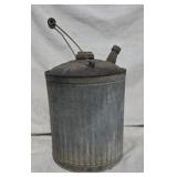 5 Gallon Ribbed Carrot Kerosene Can