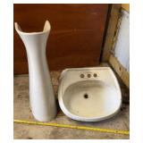 Porcelain Bathroom Sink and Pedestal
