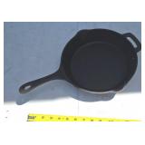 10" Cast Iron Skillet In Good Shape