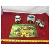Apple salt and pepper shaker with napkin holder