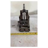 Cast-iron drill press vise