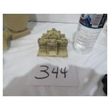 Vtg Cast Iron Miniature Scottish Temple Guthric