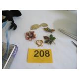 Unmarked Vtg Brooches