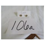 Coach Earrings Gold Tone And  Light Amber Crystal