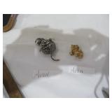 Vtg Kjl Avon Brooch