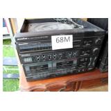 MONITAR STR500 TURNTABLE, AM FM RADIO