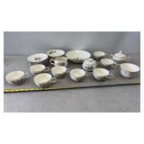 Homer Laughlin 'Rhythm' shape dinnerware