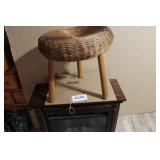 WICKER STOOL 15 1/2 X 13