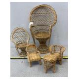 Vtg woven wicker and rattan miniature peacock
