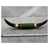 Vtg style decorative bull horn wall hanging