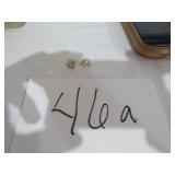 585 Zz Yellow Gold Dolphin Earrings .40G