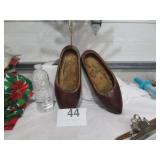 Vtg Pair Of Dutch Wooden Shoes