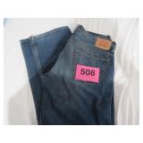 569 Levi Mens 33X32
