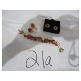 Vtg Slide Charm Christmas Bracelet And Earrings