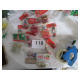 Vtg New Holiday Trim Wooded Ornaments