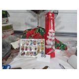 Vtg Small Wooden Mini Ornaments/Tree