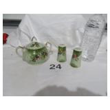 Lefton Porcelain Salt Ans Pepper, Sugar