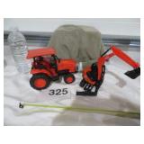 New Ray Kubota L6060 Tractor /Kx080-4 Exactor