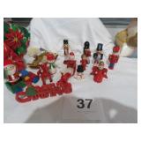 Vtg Wooden Christmas Ornaments