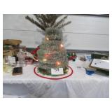 Vtg Clothes Hanger Tree/Skirt