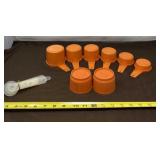 Tupperware Measuring Cups and Two Small Bowls