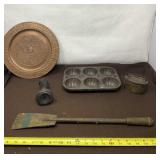 Ekco Chicago Muffin Pan, Wood Paddle