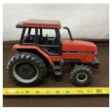 Ertl Case International 5130 Tractor