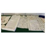 Table Runners, Cloth Napkins and Doilies