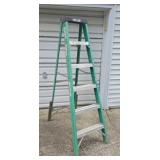 6 Ft Fiberglass Ladder