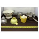 Hand Frank Aluminum Juicer, Foley Food Mill Pan