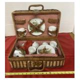 Beatrix Potter Peter Rabbit Picnic Tea Set in