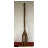 41 inch Tall Tiki Totem Design Wood Fork