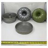 West Bend Heavy Candy Aluminum Bunt Pan, Angel