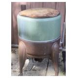 Maytag Vintage Cast Iron Tub Style Wringer