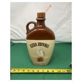 Full bottle of Ezra Brooks Kentucky Straight