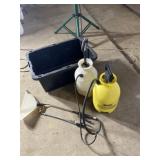 Two Hand Sprayers with Tote and No Lid