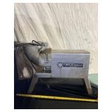 Claws on Ice Crusher electric
