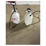 Two Country Way Hand Sprayers